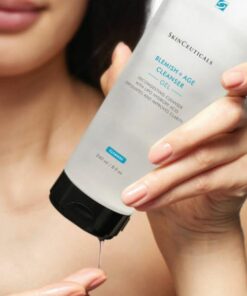 SkinCeuticals Blemish & Age Cleanser Gel2