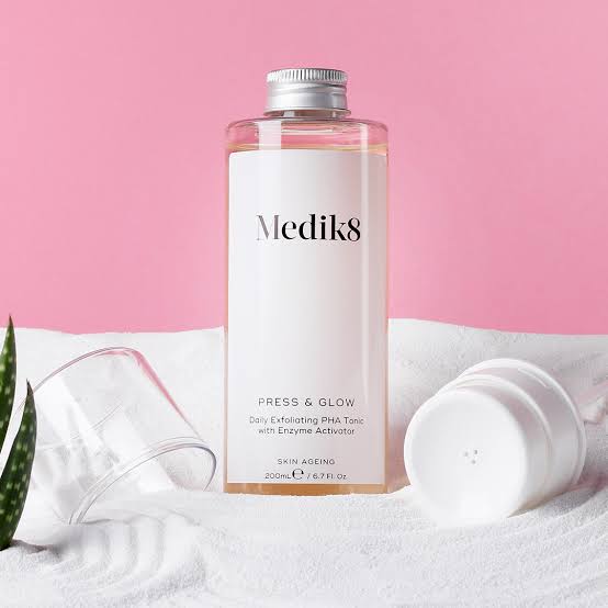 Medik8 PRESS & GLOW Refill 200ml - Image 4